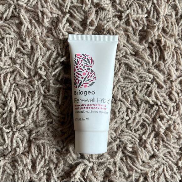 NEW! Haircare Sample Bundle - Picture 6 of 10